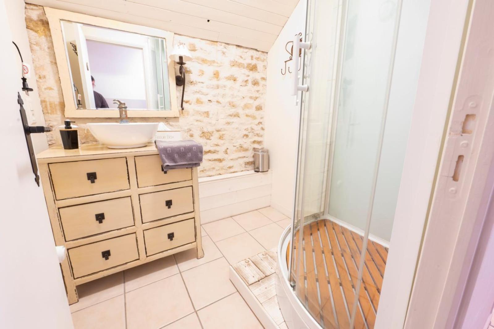 L'Entre Deux Vignes Bed & Breakfast Brizambourg Екстериор снимка